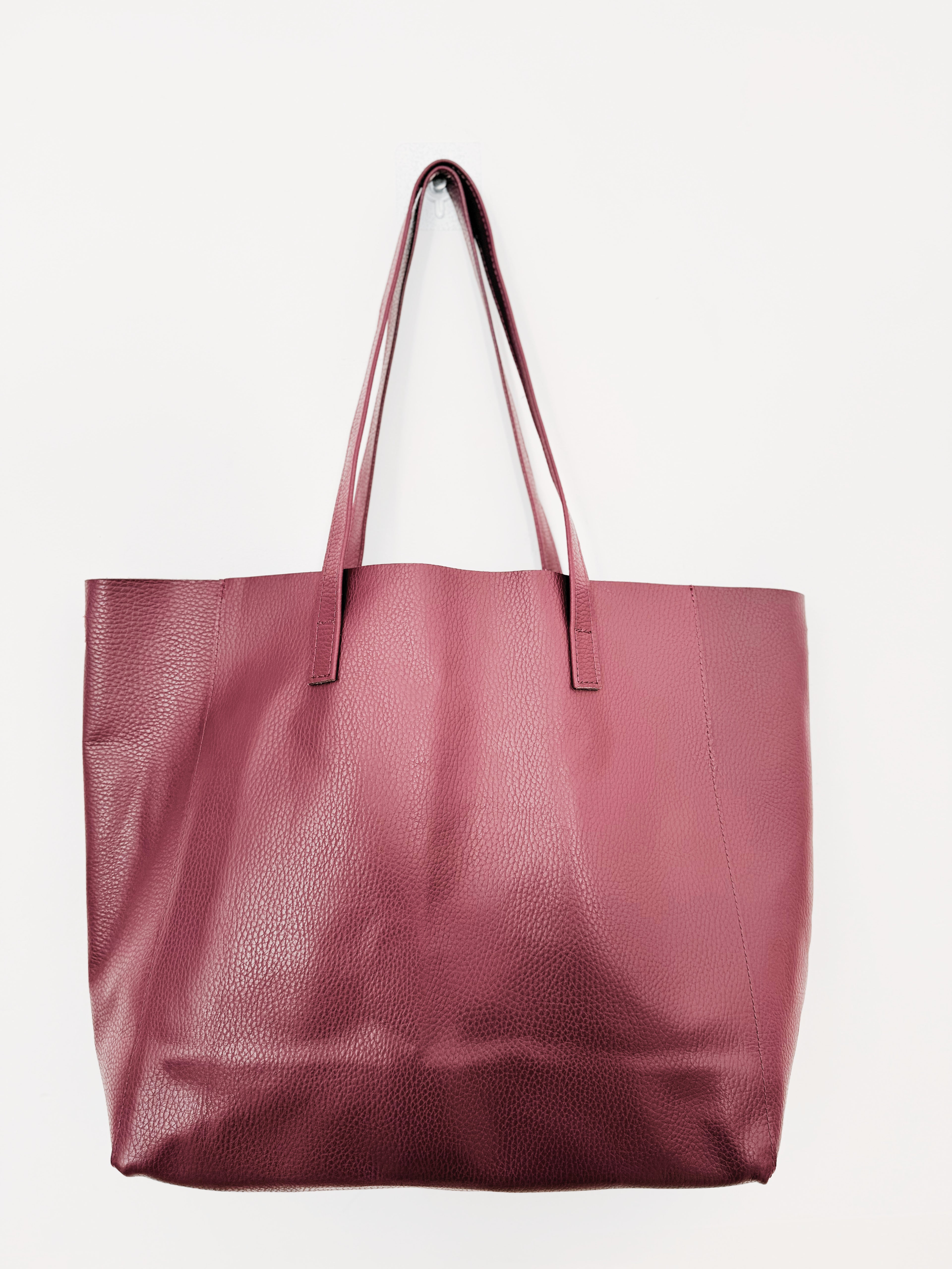 Bolso de cuero burdeos